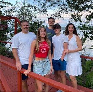 Meet your Posher, Whitney